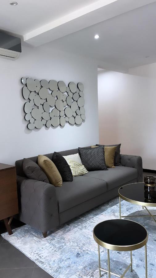 Nuben Court- Kumasi City Экстерьер фото